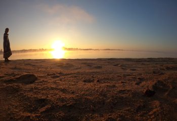 tsiribihina-river-sunrise-mist-madagascar